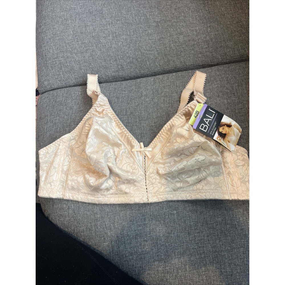 NWT🌟Bali 42B Beige Wirefree Bra Classic Support Cool Comfort LaceFloral Wicking
